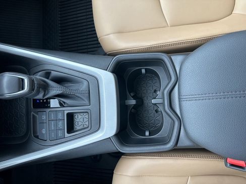 Certified 2023 Toyota RAV4 XLE Premium AWD/4WD image 30