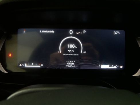 Used 2025 Jeep Grand Cherokee Altitude image 29