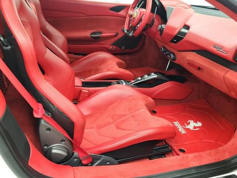 Used 2017 Ferrari 488 Spider RWD image 49