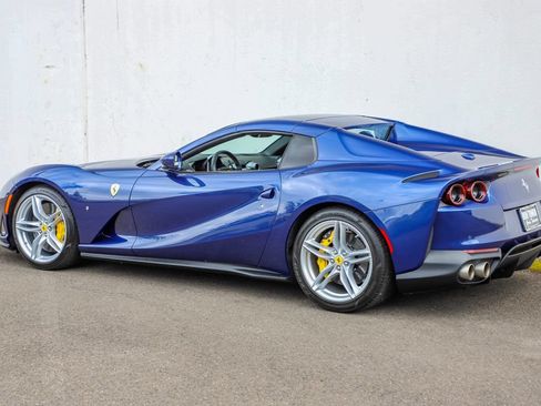 Used 2021 Ferrari 812 GTS RWD image 26