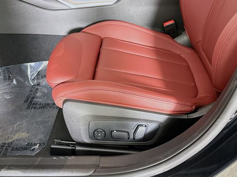 New 2026 BMW 330i 330i w/ M Sport Package image 20