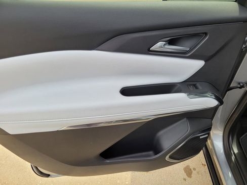 New 2026 Chevrolet Traverse High Country image 10