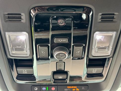 New 2026 Chevrolet Tahoe High Country RWD image 39