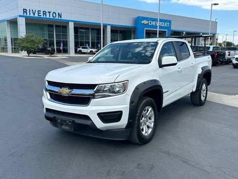 Used 2018 Chevrolet Colorado LT AWD/4WD image 12
