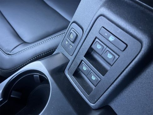 New 2025 Ford Bronco Outer Banks w/ Sasquatch Package image 10