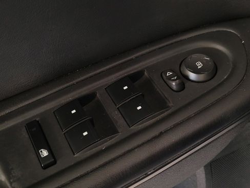 Used 2015 Chevrolet Traverse LT w/ Style and Technology Package image 27