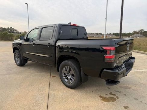 New 2026 Nissan Frontier SV image 3