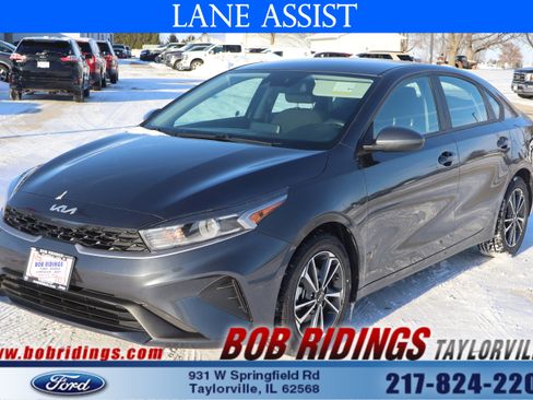 Used 2023 Kia Forte LXS image 1