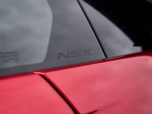 Used 2021 Acura NSX image 13