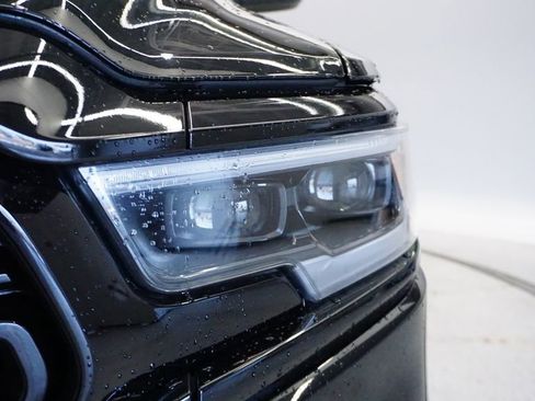 Certified 2022 RAM 1500 Limited image 12