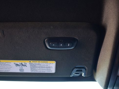 Used 2025 RAM 1500 Laramie AWD/4WD image 47