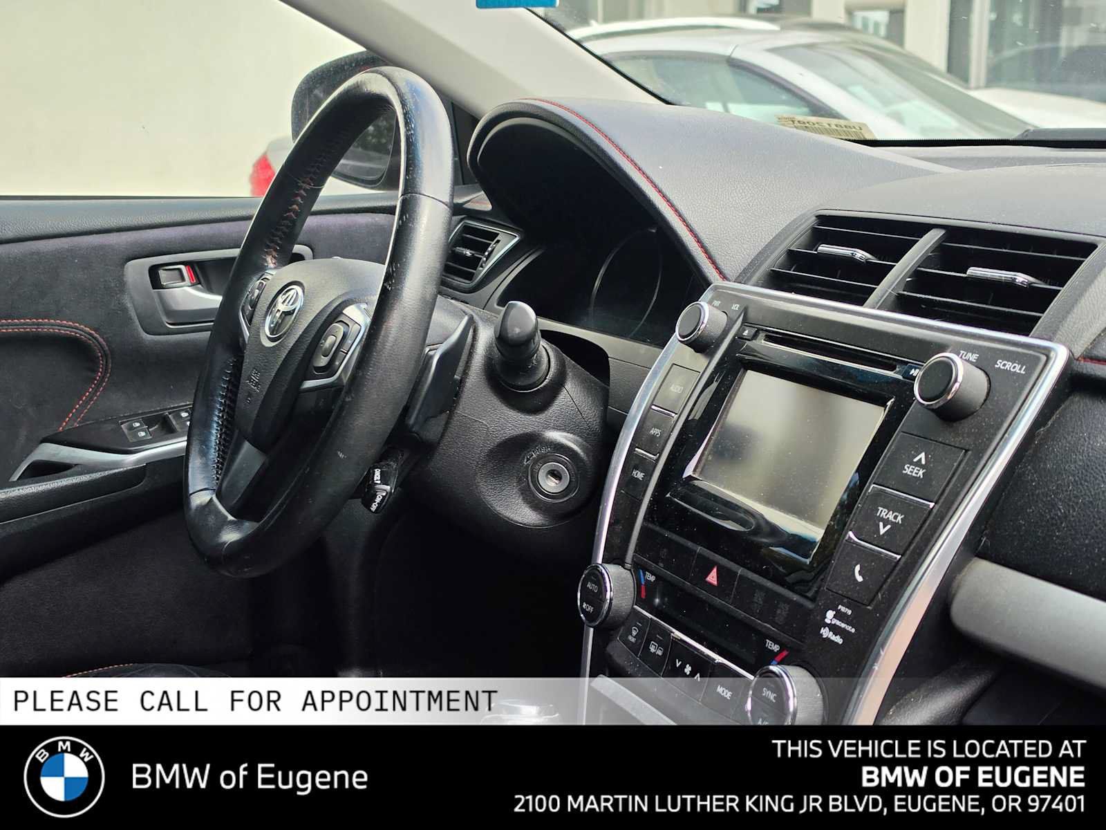 Used 2015 Toyota Camry XSE w/ Moonroof Package FWD image 11
