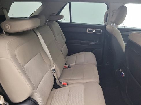 Used 2020 Ford Explorer 2WD image 19