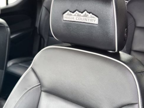 Certified 2021 Chevrolet Traverse High Country w/ LPO, Floor Liner Package AWD/4WD image 14