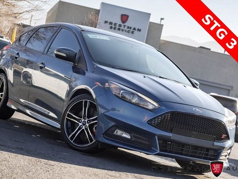 Used 2018 Ford Focus ST w/ Equipment Group 402A image 1