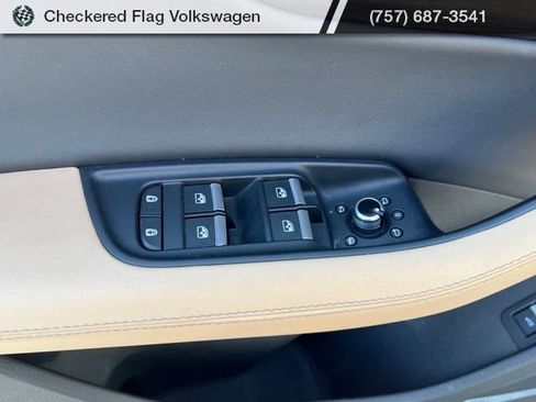 Used 2025 Audi Q7 3.0T Premium Plus image 15