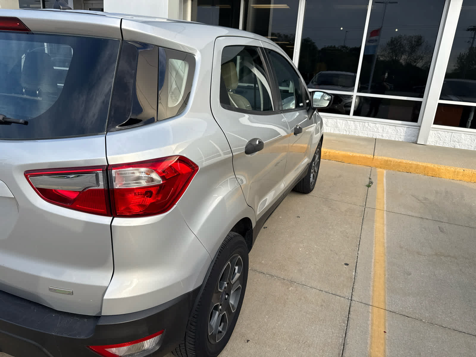 Used 2018 Ford EcoSport S FWD image 5