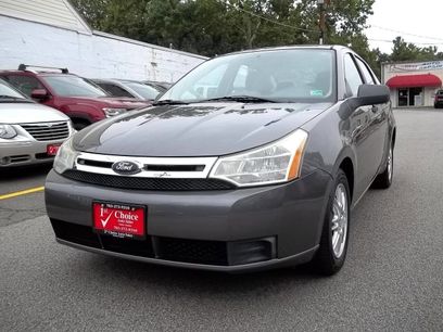 Used 2010 Ford Focus SE