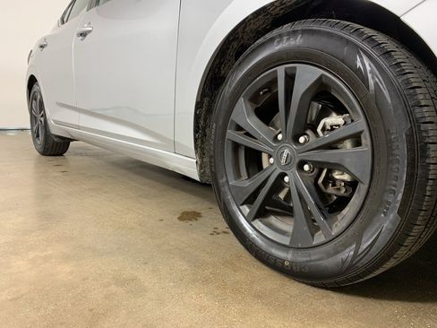 Used 2023 Nissan Sentra SV w/ All-Weather Package image 6