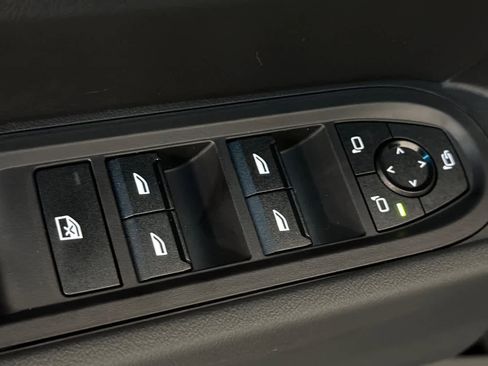 New 2026 MINI Cooper 4-Door Hardtop image 13