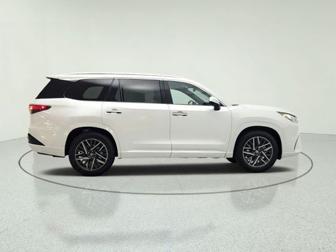 Used 2024 Lexus TX 350 FWD w/ Technology Package image 4