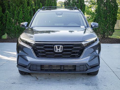 Used 2023 Honda CR-V EX image 3