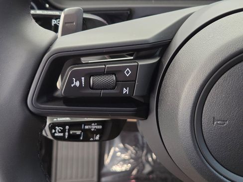 New 2026 Porsche Cayenne Coupe AWD/4WD image 17