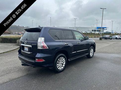 Used 2017 Lexus GX 460 Premium image 4