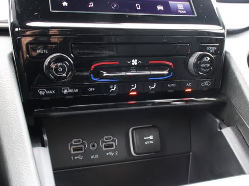 New 2025 Jeep Grand Cherokee L Laredo image 20