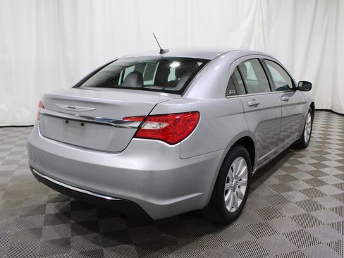 Used 2013 Chrysler 200 Touring image 25
