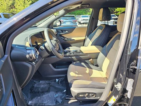 New 2026 Chevrolet Equinox ACTIV w/ Convenience Package III AWD/4WD image 20