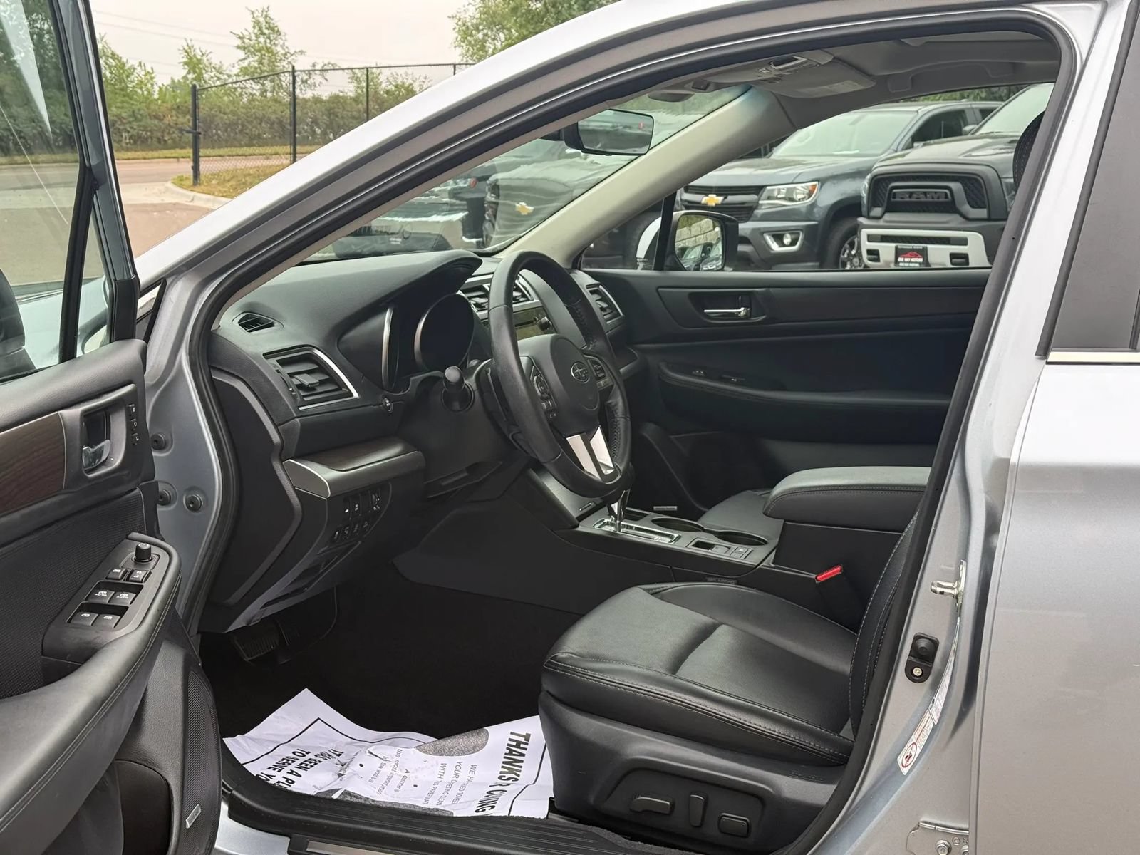 Used 2017 Subaru Legacy 2.5i Limited AWD/4WD image 9