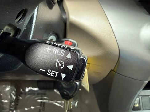 Used 2006 Toyota RAV4 4WD V6 image 30