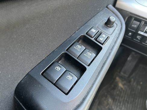 Used 2019 Subaru Outback 2.5i Premium image 14