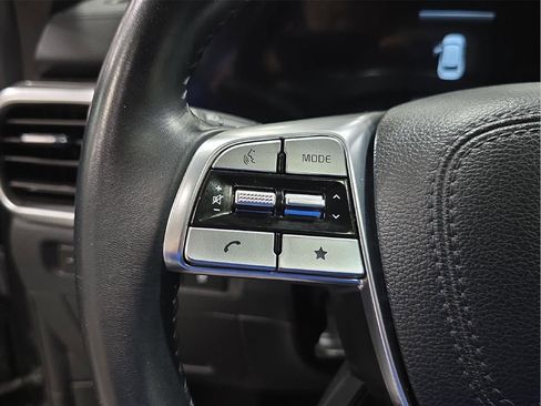 Used 2025 Kia Telluride S image 12