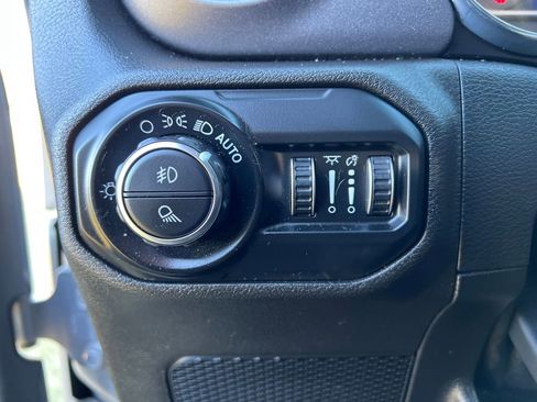 Used 2021 Jeep Gladiator Mojave image 14