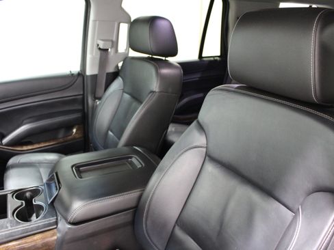 Used 2015 Chevrolet Tahoe LT w/ Max Trailering Package AWD/4WD image 4