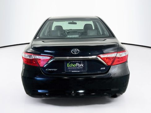 Used 2017 Toyota Camry SE FWD image 7