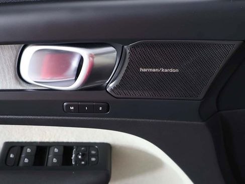 Used 2024 Volvo XC40 B5 Plus w/ Protection Package Premier image 52