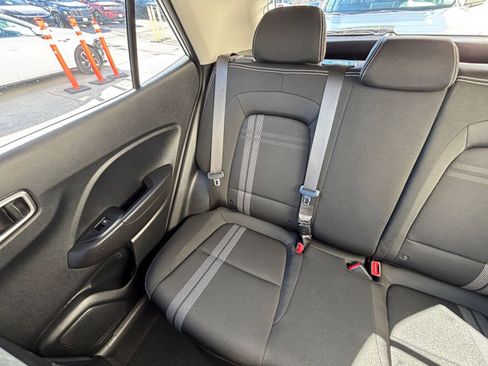 Used 2025 Hyundai Venue SEL image 39