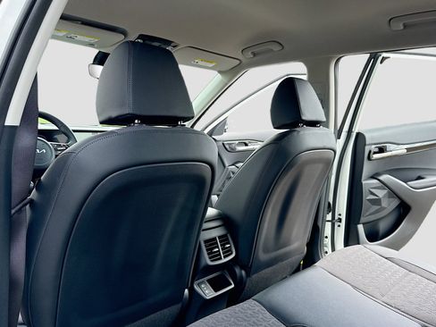 New 2026 Kia Seltos S AWD/4WD image 6