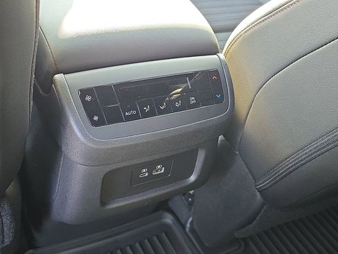 New 2025 Nissan Pathfinder Rock Creek image 30