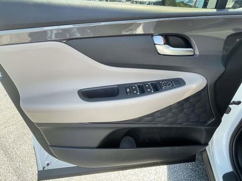 Used 2023 Hyundai Santa Fe SEL image 16