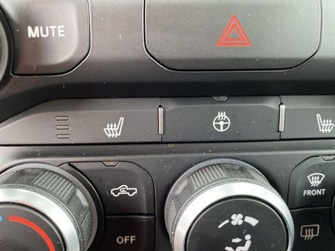 Used 2023 RAM 1500 Big Horn AWD/4WD image 26