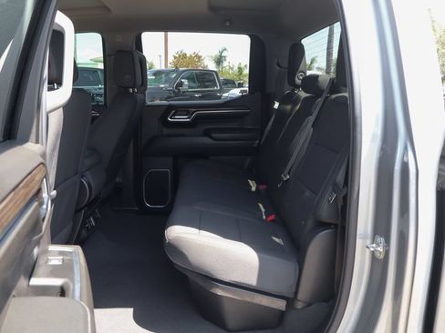 Used 2024 Chevrolet Silverado 1500 LT RWD image 40