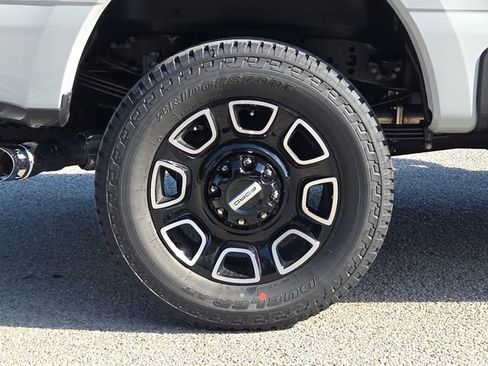 New 2026 Ford F250 Platinum image 9