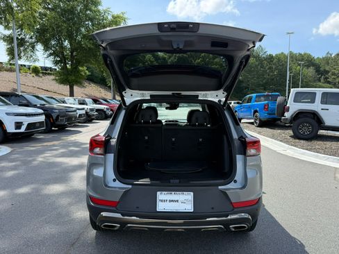 Used 2023 Chevrolet TrailBlazer ACTIV w/ Sun and Liftgate Package AWD/4WD image 29