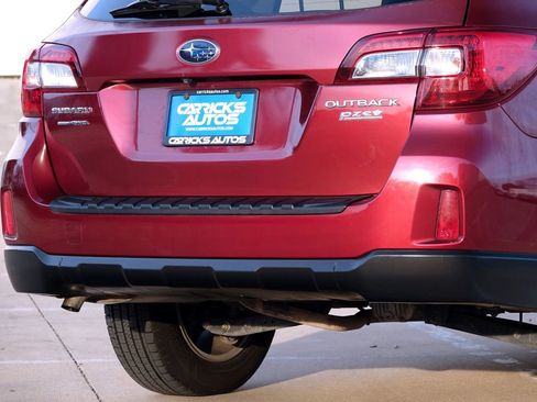 Used 2017 Subaru Outback 2.5i Premium image 34