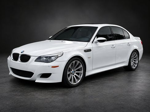 Used 2008 BMW M5 RWD image 1