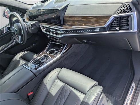 Used 2025 BMW X7 M60i w/ Executive Package AWD/4WD image 24
